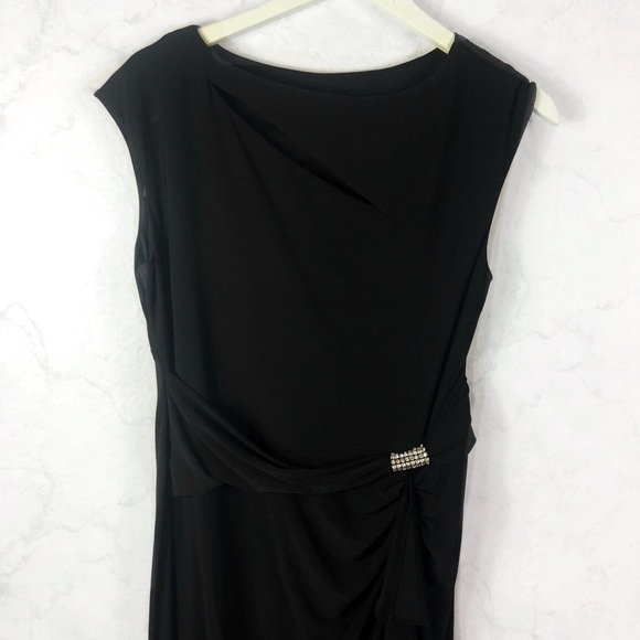 [R&M Richards] Classic Black Maxi Dress - Picture 4 of 7